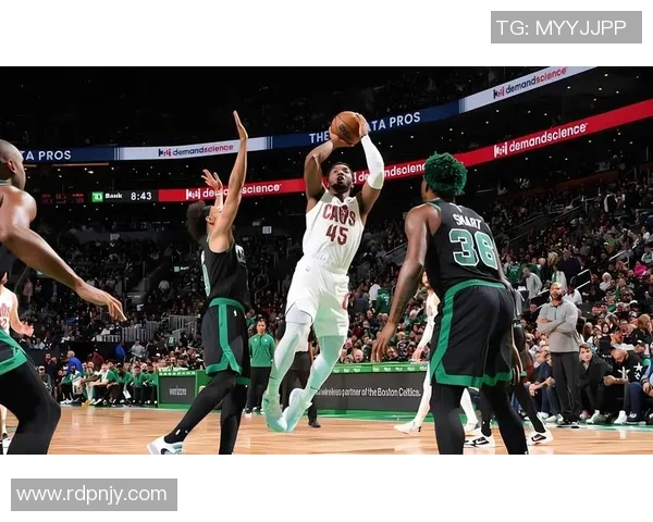 骑士与凯尔特人对决的大小分分析及赛前预测策略探讨 骑士与凯尔特人对决的大小分分析及赛前预测策略探讨