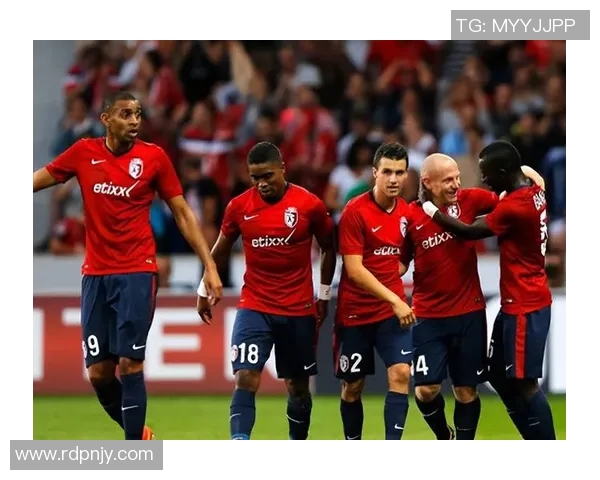 欧冠西甲双重赛程影响分析：备战策略大不同